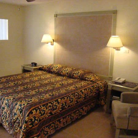 אל סנטרו Brunner'S Inn And Suites מראה חיצוני תמונה