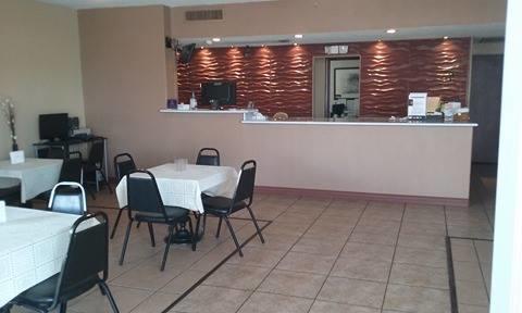 אל סנטרו Brunner'S Inn And Suites מראה חיצוני תמונה