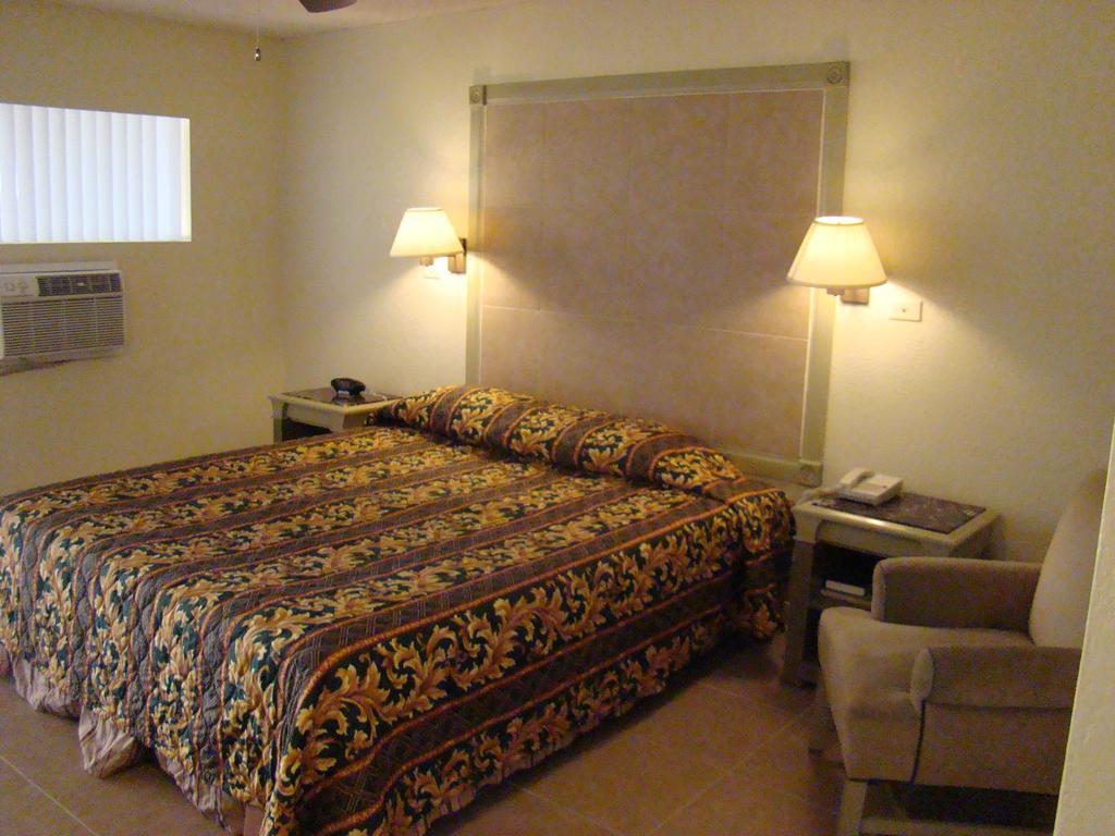 אל סנטרו Brunner'S Inn And Suites מראה חיצוני תמונה